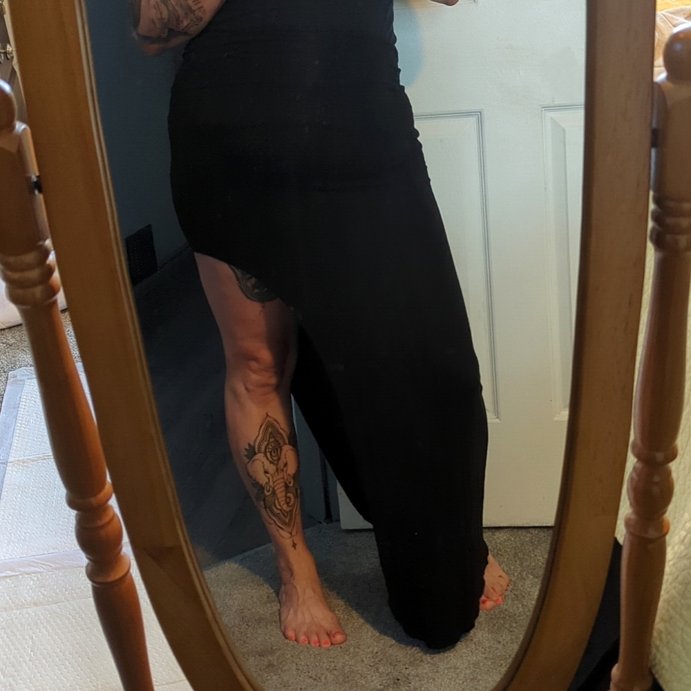 Black skirt